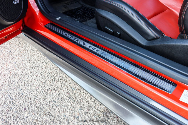 Used 2010 Chevrolet Camaro SS RWD image 32