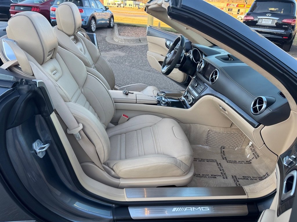 Used 2017 Mercedes-Benz SL 63 AMG image 29