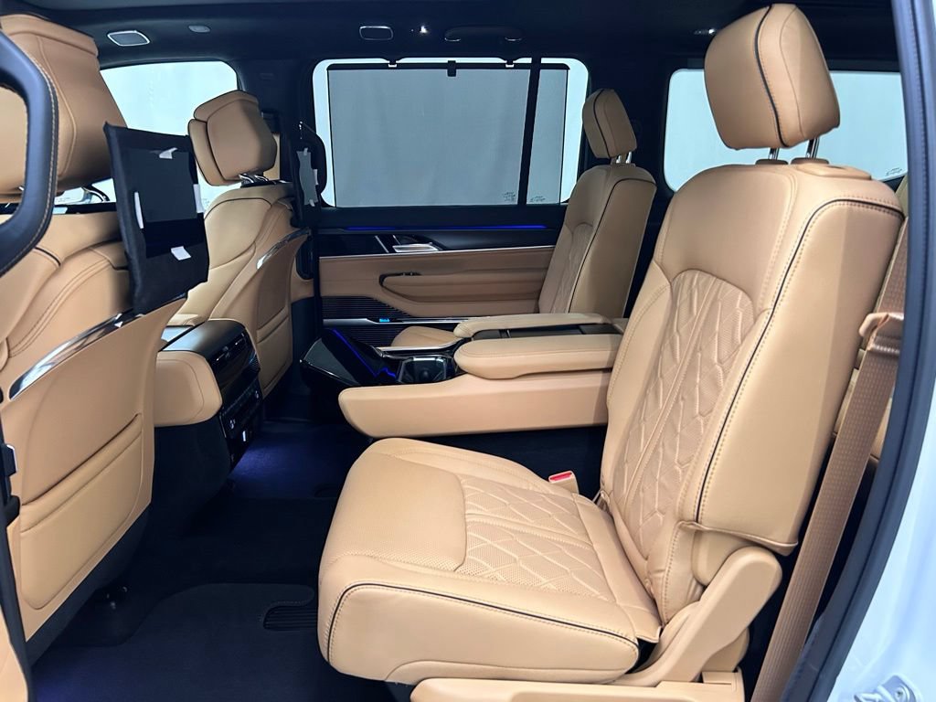 New 2026 Jeep Grand Wagoneer Summit AWD/4WD image 14