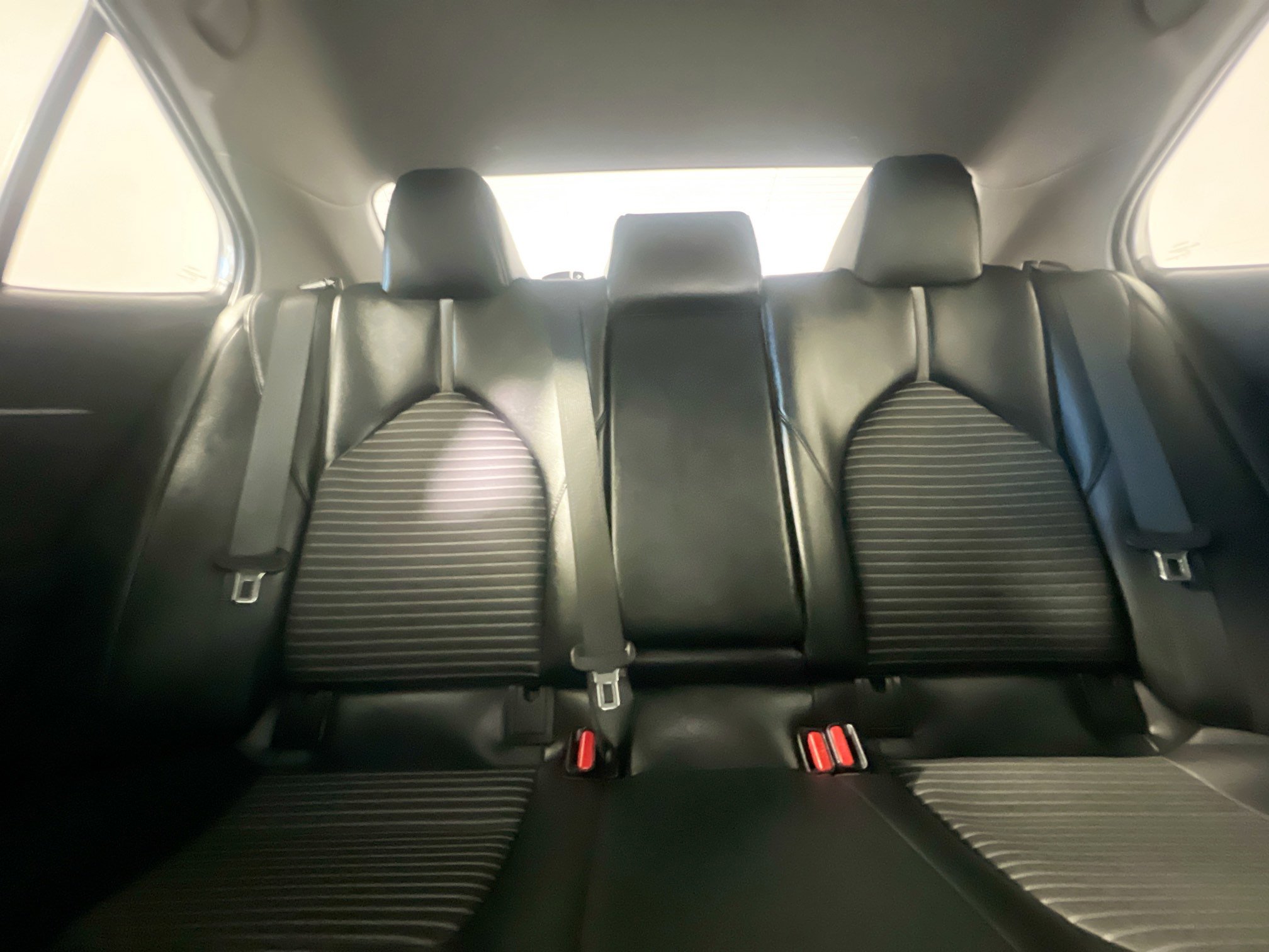 Used 2022 Toyota Camry SE image 33