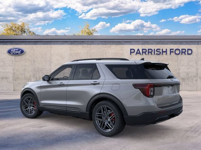 Used 2026 Ford Explorer ST-Line w/ ST-Line Street Pack AWD/4WD image 4