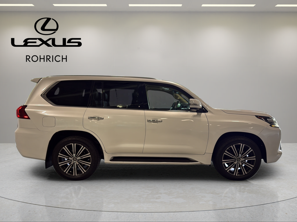 Used 2018 Lexus LX 570 4WD w/ Luxury Package image 5