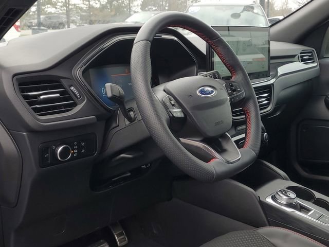 Certified 2024 Ford Escape ST-Line w/ Tech Pack #1 AWD/4WD image 12