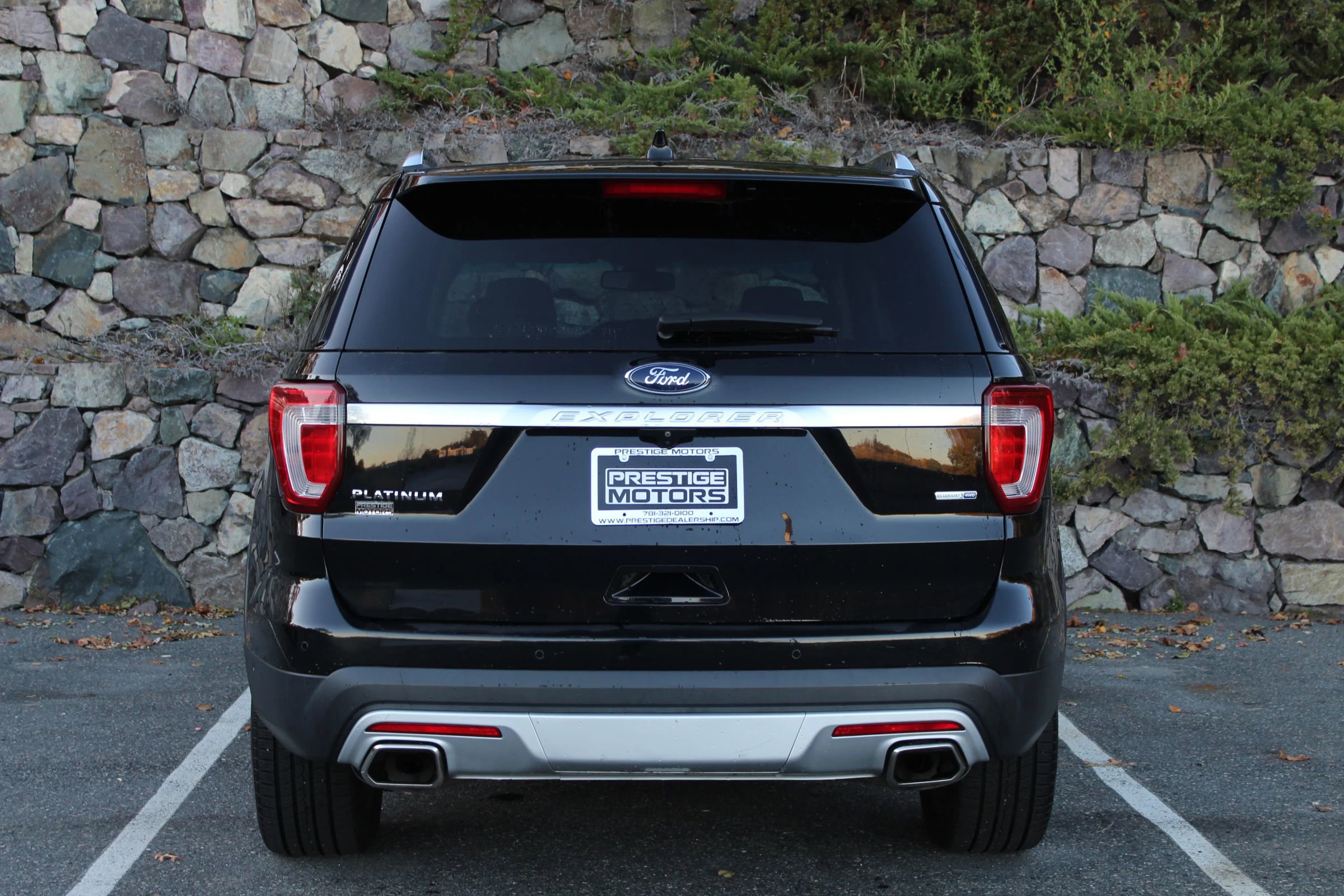 Used 2016 Ford Explorer Platinum image 8