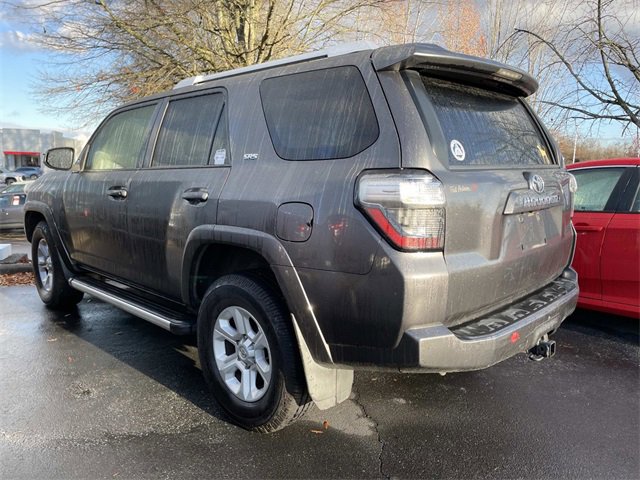 Used 2016 Toyota 4Runner SR5 image 2