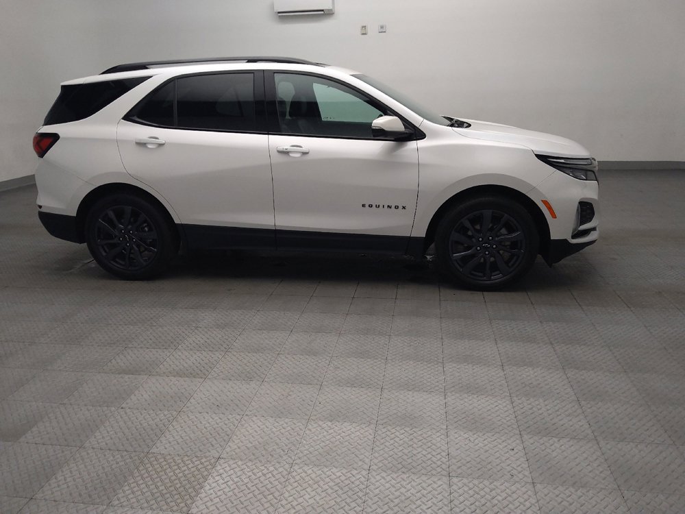 Used 2022 Chevrolet Equinox RS w/ RS Leather Package FWD image 11