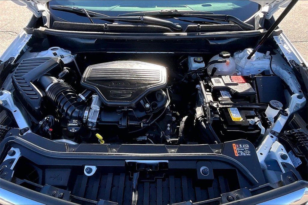 Used 2025 Cadillac XT5 Premium Luxury image 9