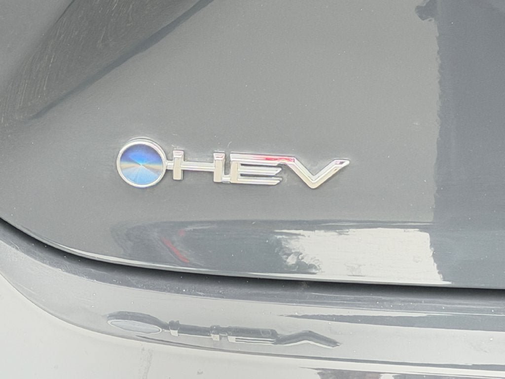 Used 2026 Toyota Camry SE FWD image 32