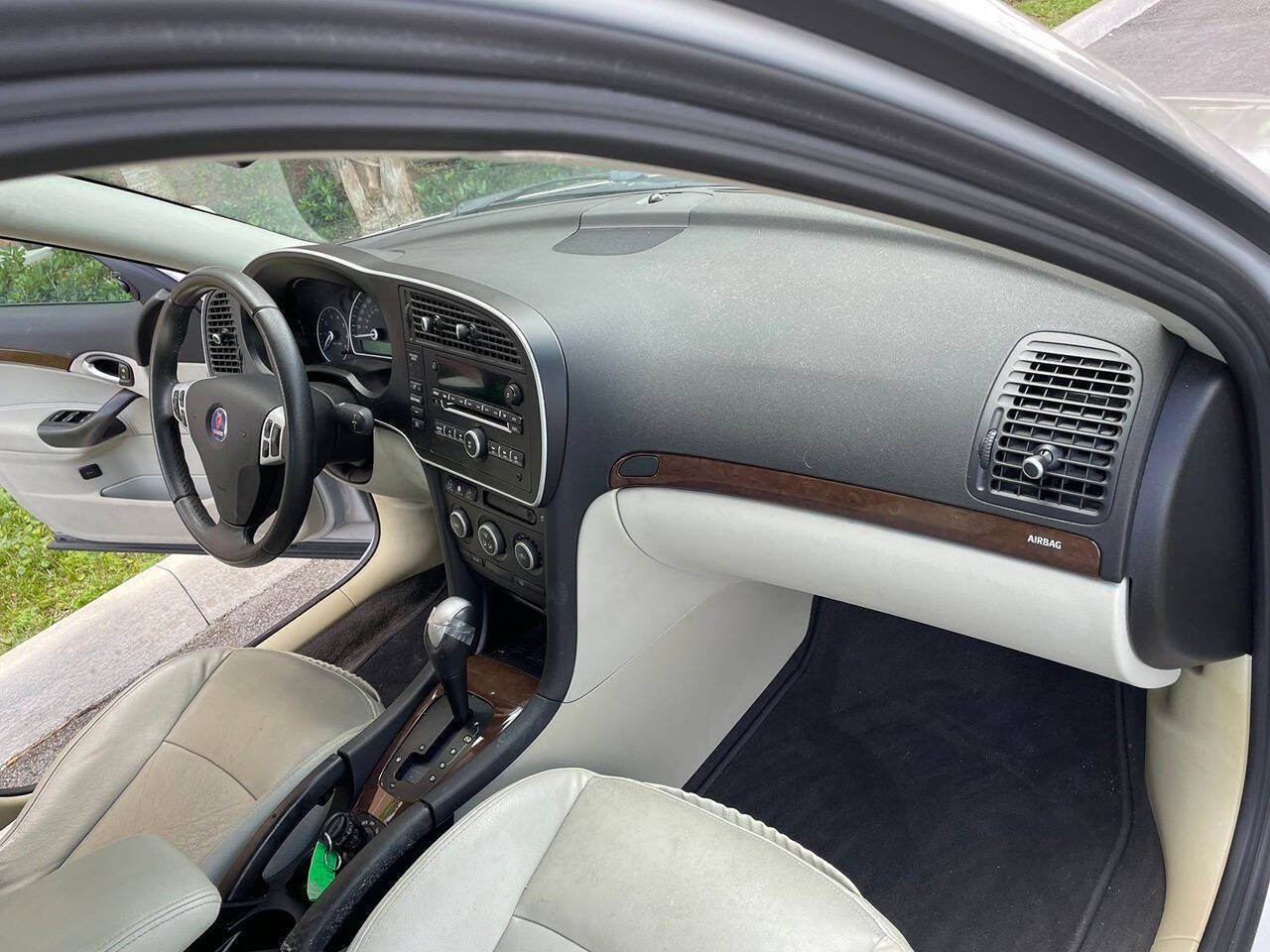 Used 2008 Saab 9-3 2.0T FWD image 12