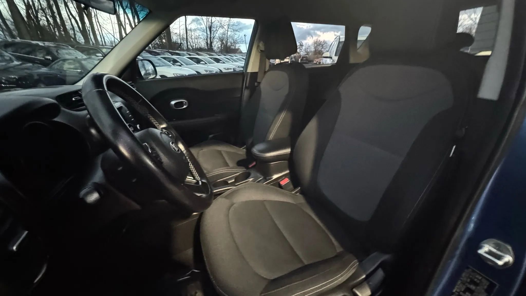 Used 2018 Kia Soul + image 12