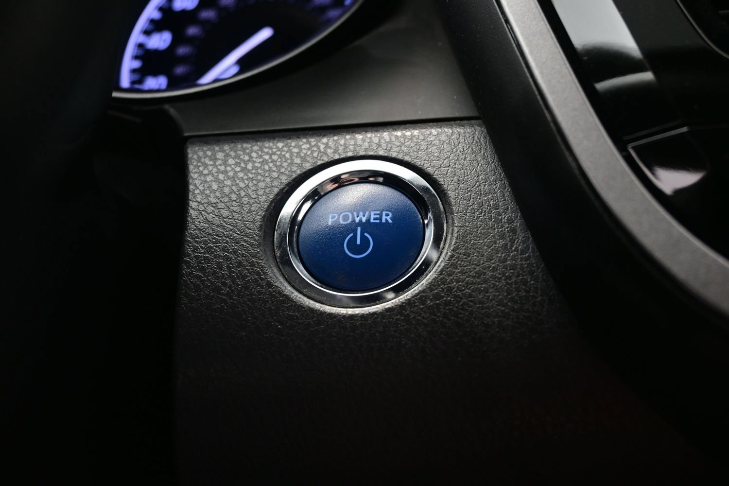 Used 2022 Toyota Camry SE FWD image 22