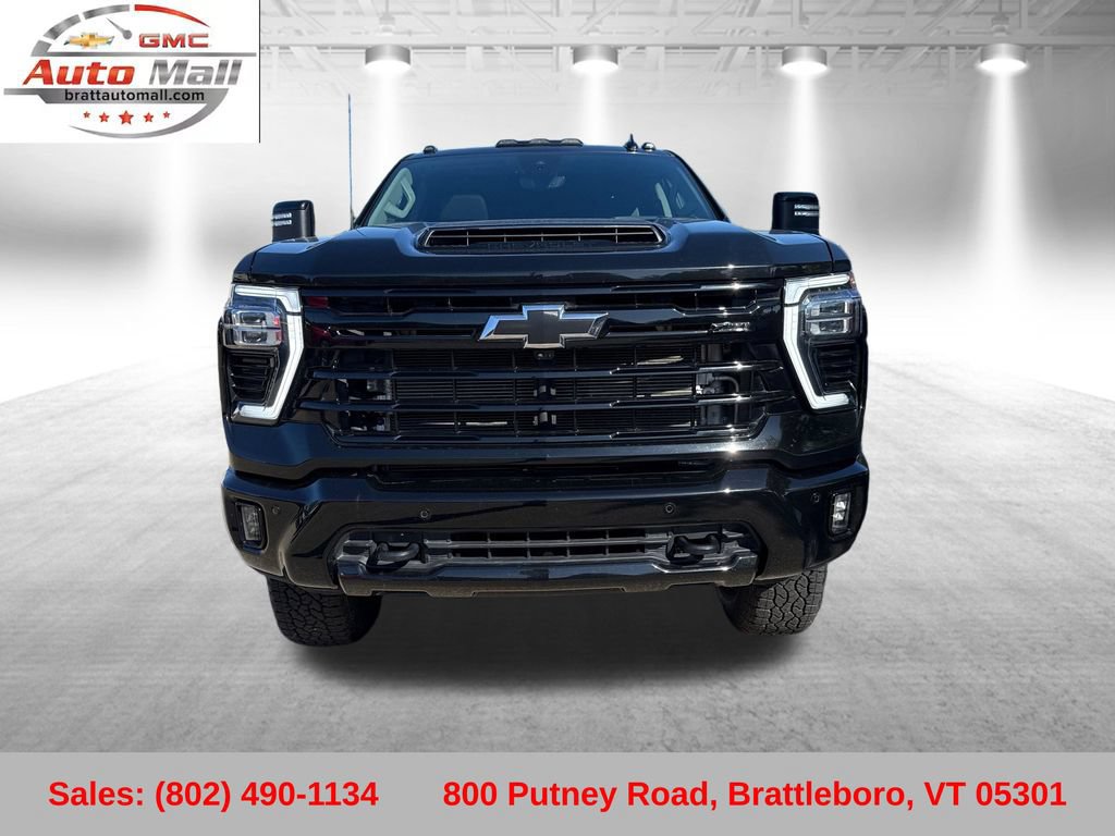 Used 2024 Chevrolet Silverado 3500 LTZ w/ LTZ Plus Package AWD/4WD image 11