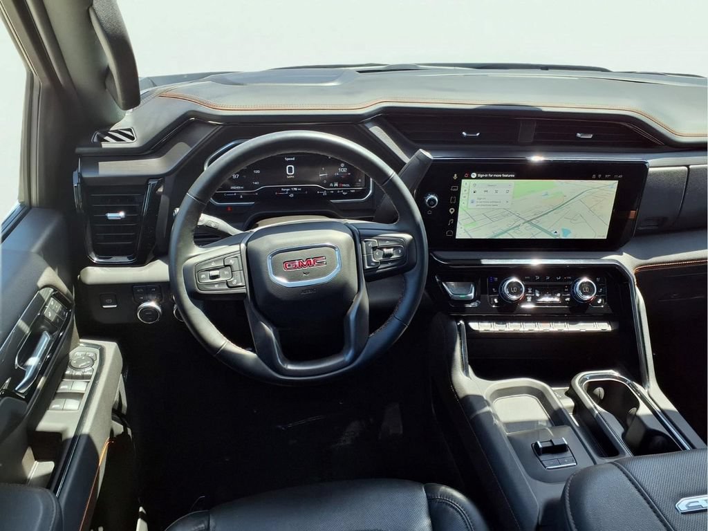 Used 2025 GMC Sierra 2500 AT4 AWD/4WD image 7