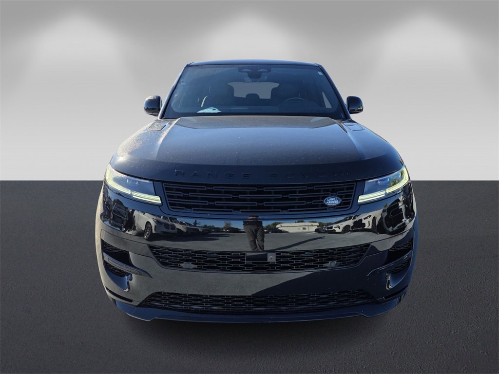 Used 2024 Land Rover Range Rover Sport Dynamic SE image 2