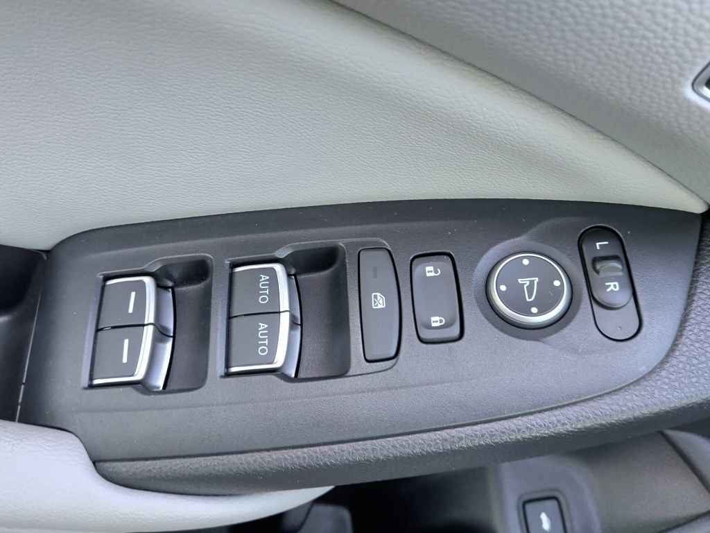 Used 2018 Honda Accord EX-L image 14