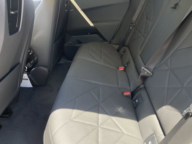 Used 2026 BMW iX xDrive60 w/ Premium Package image 17