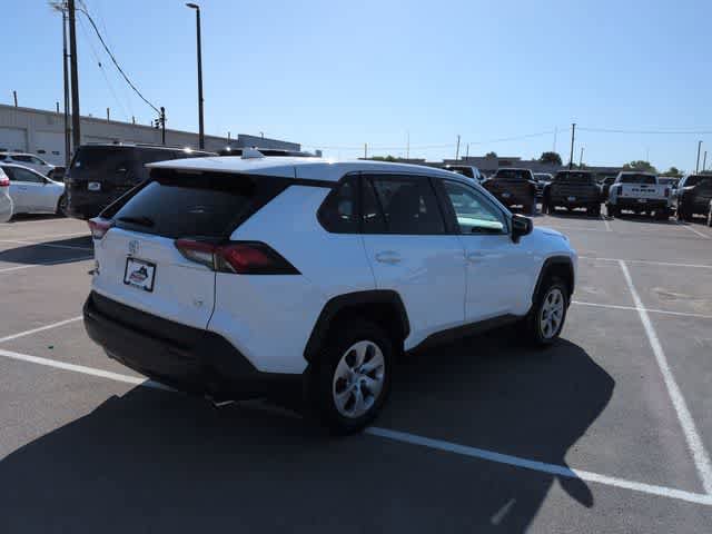 Used 2023 Toyota RAV4 LE FWD image 8