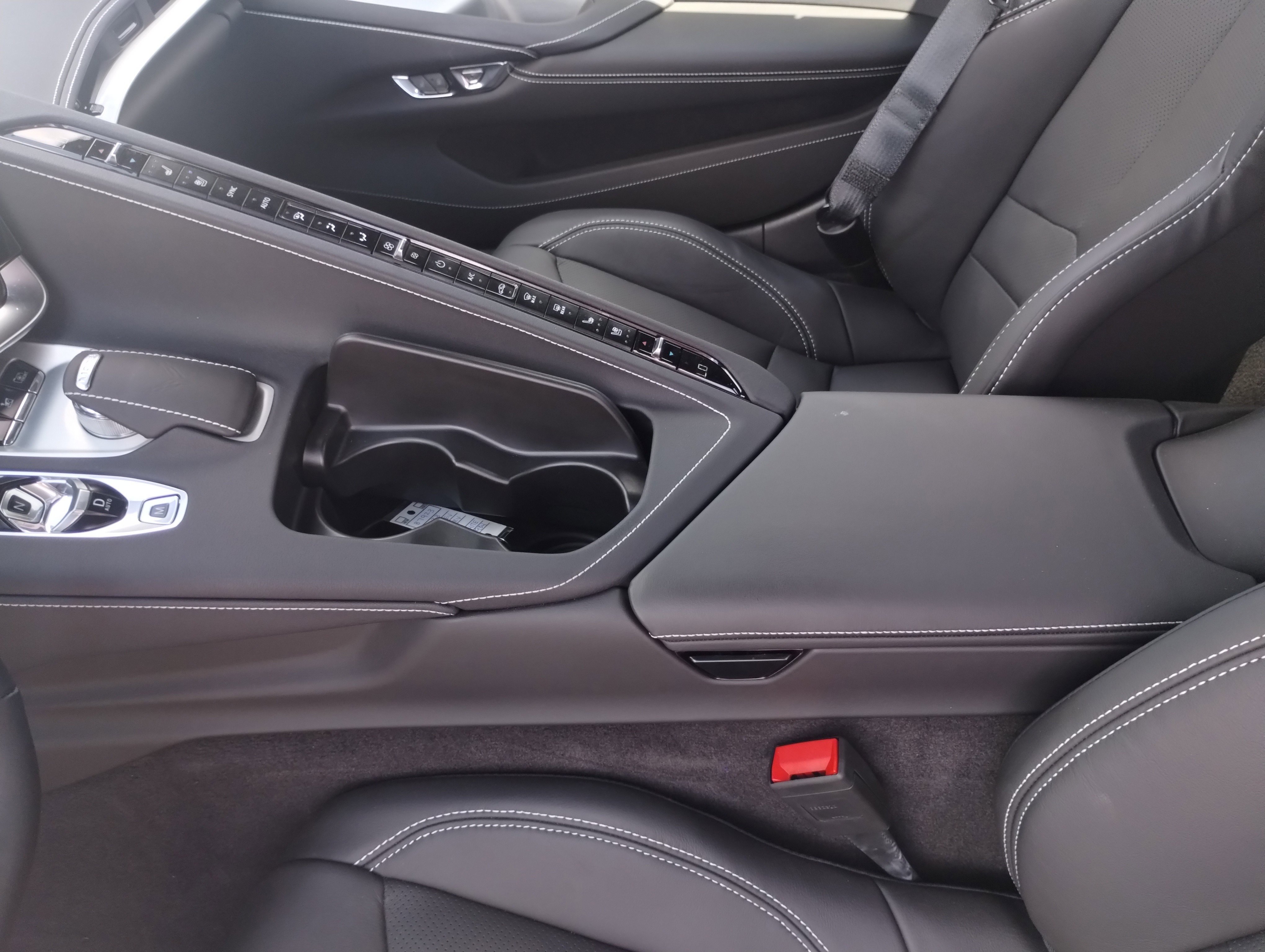 Used 2023 Chevrolet Corvette Z06 image 13