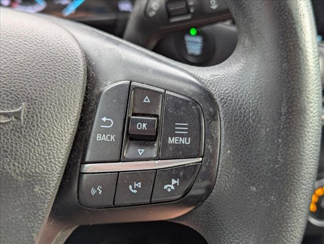 Used 2020 Ford Escape SE image 12