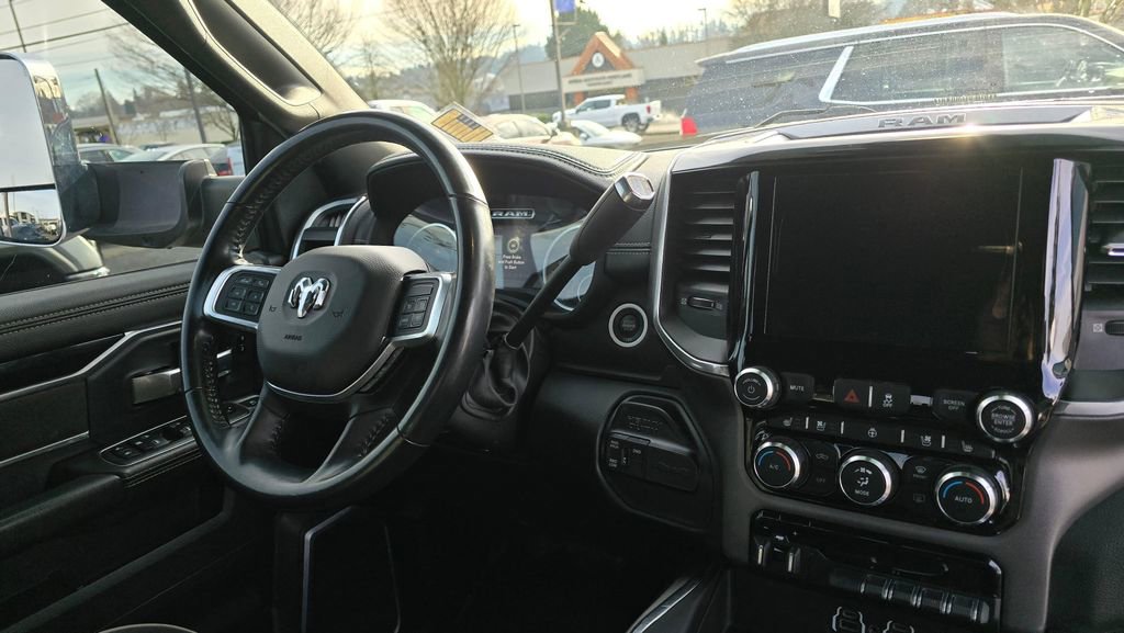 Used 2020 RAM 3500 Laramie image 13