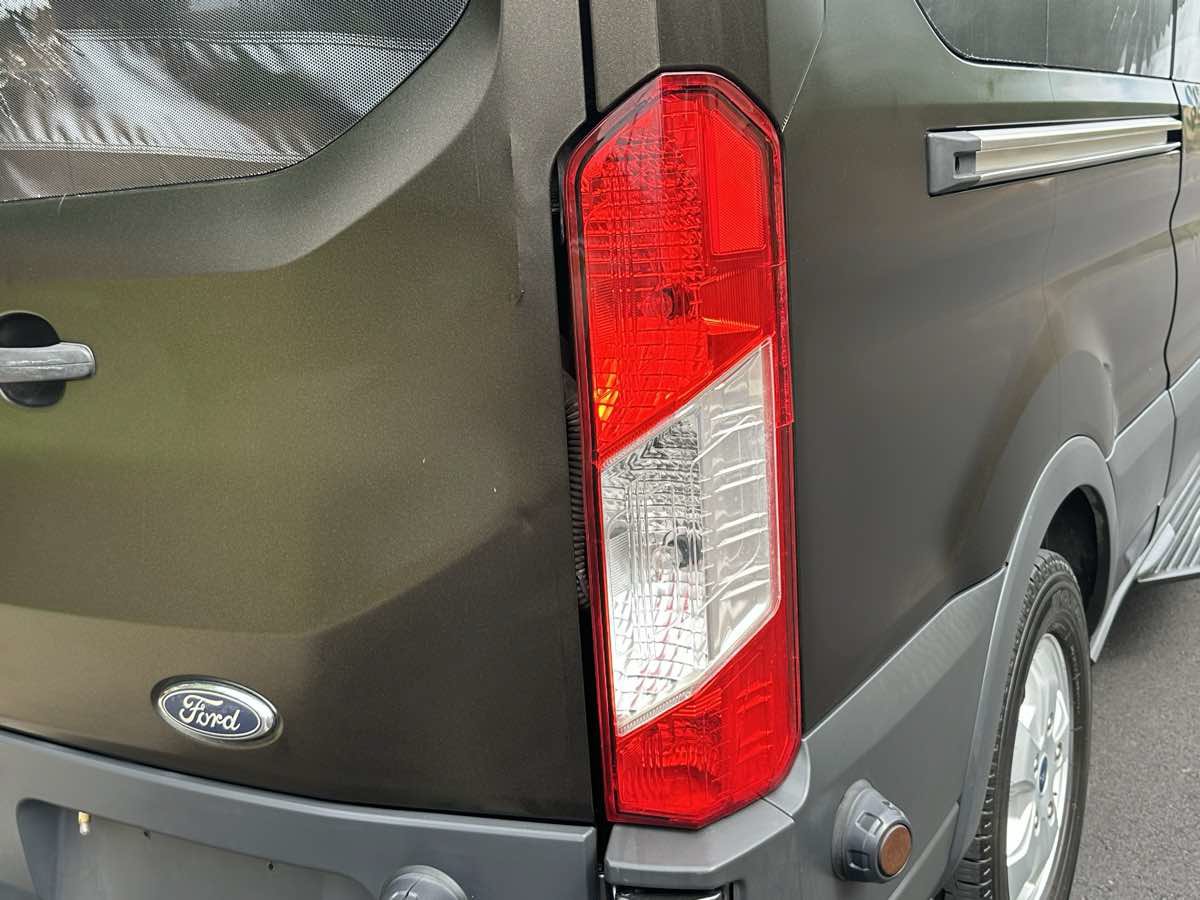 Used 2017 Ford Transit 350 XLT RWD image 46