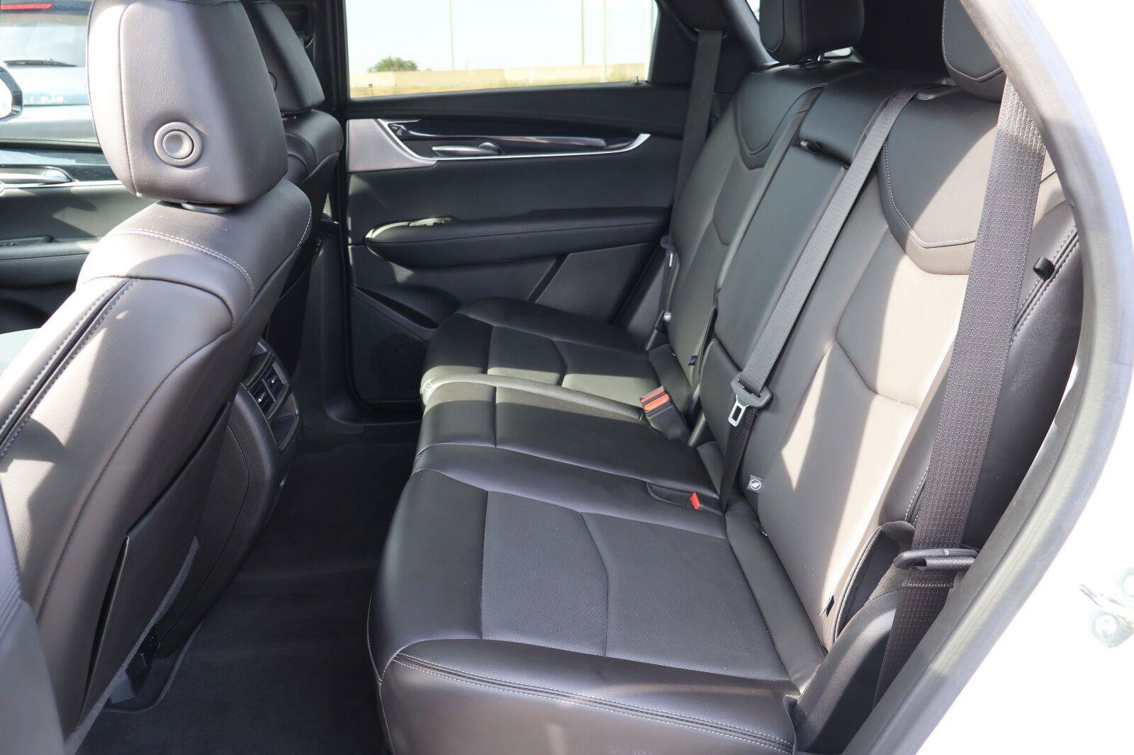 Used 2024 Cadillac XT5 Premium Luxury FWD image 13