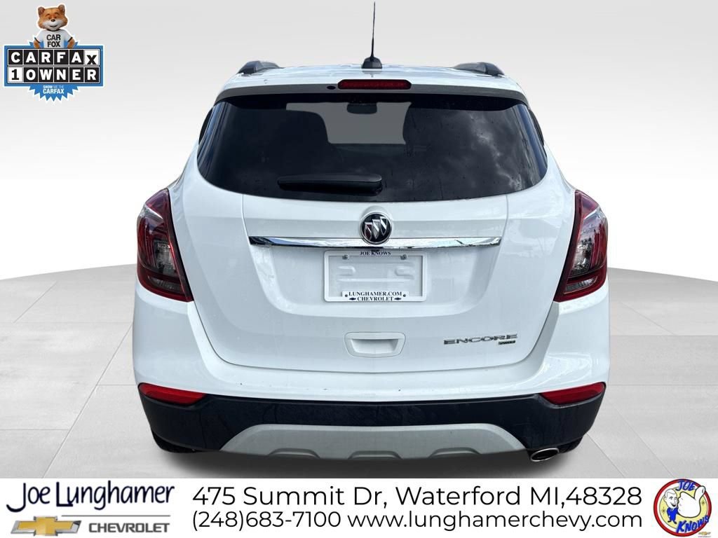 Used 2022 Buick Encore Preferred w/ Safety Package AWD/4WD image 4