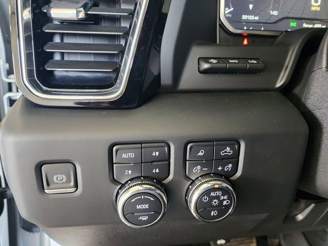 Used 2024 GMC Sierra 2500 Denali Ultimate AWD/4WD image 26
