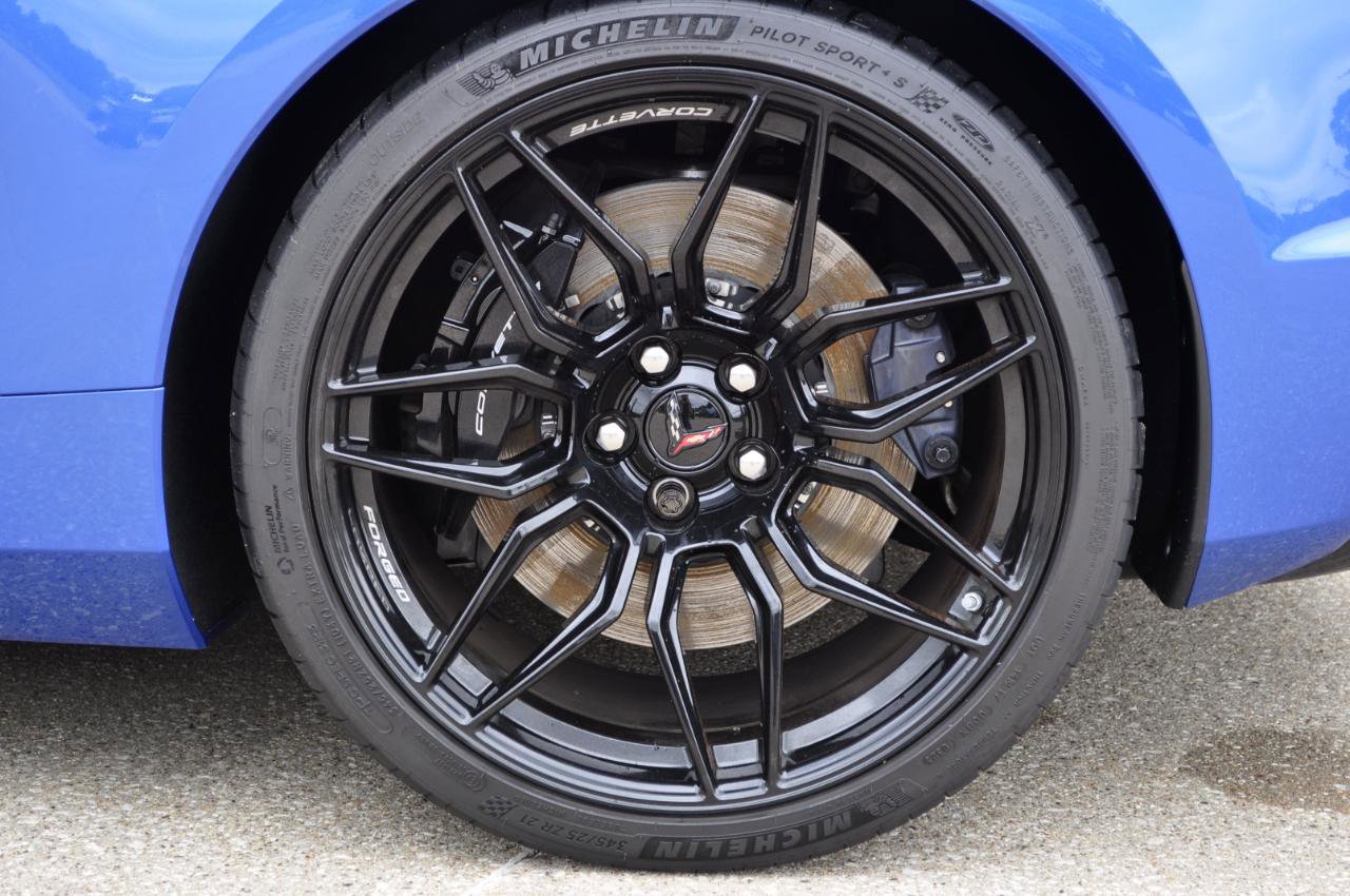 Used 2023 Chevrolet Corvette Z06 image 6