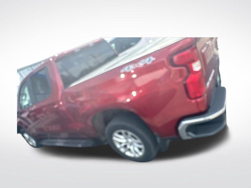 Used 2022 Chevrolet Silverado 1500 LT AWD/4WD image 7