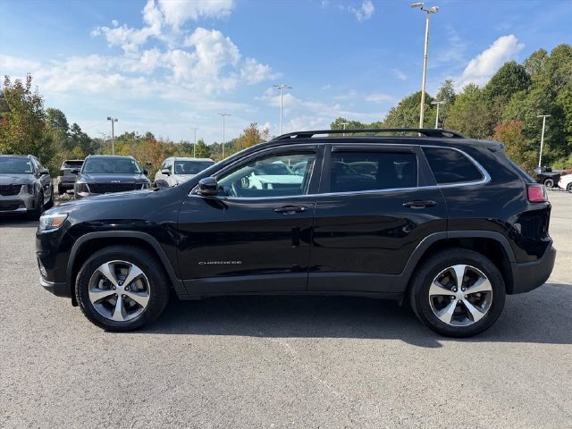 Used 2022 Jeep Cherokee Limited AWD/4WD image 4