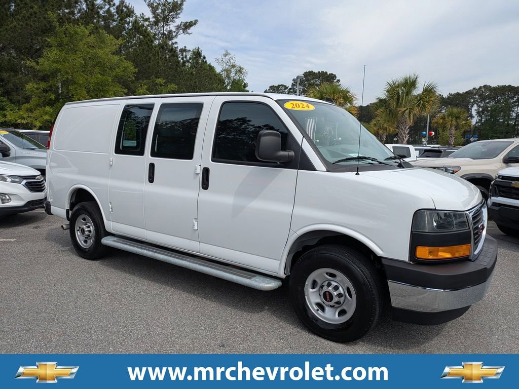 Used 2024 GMC Savana 2500 w/ Driver Convenience Package RWD image 1