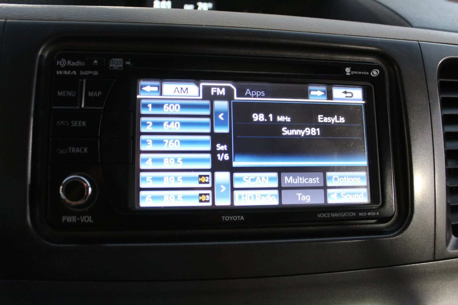 Used 2013 Toyota Sienna XLE FWD image 20