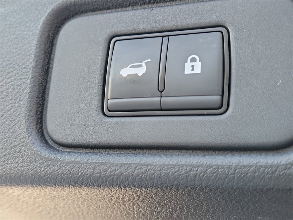 Used 2025 Nissan Pathfinder Rock Creek image 12