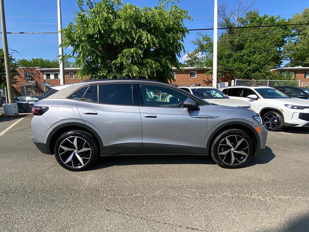 Certified 2023 Volkswagen ID.4 Pro S AWD/4WD image 2