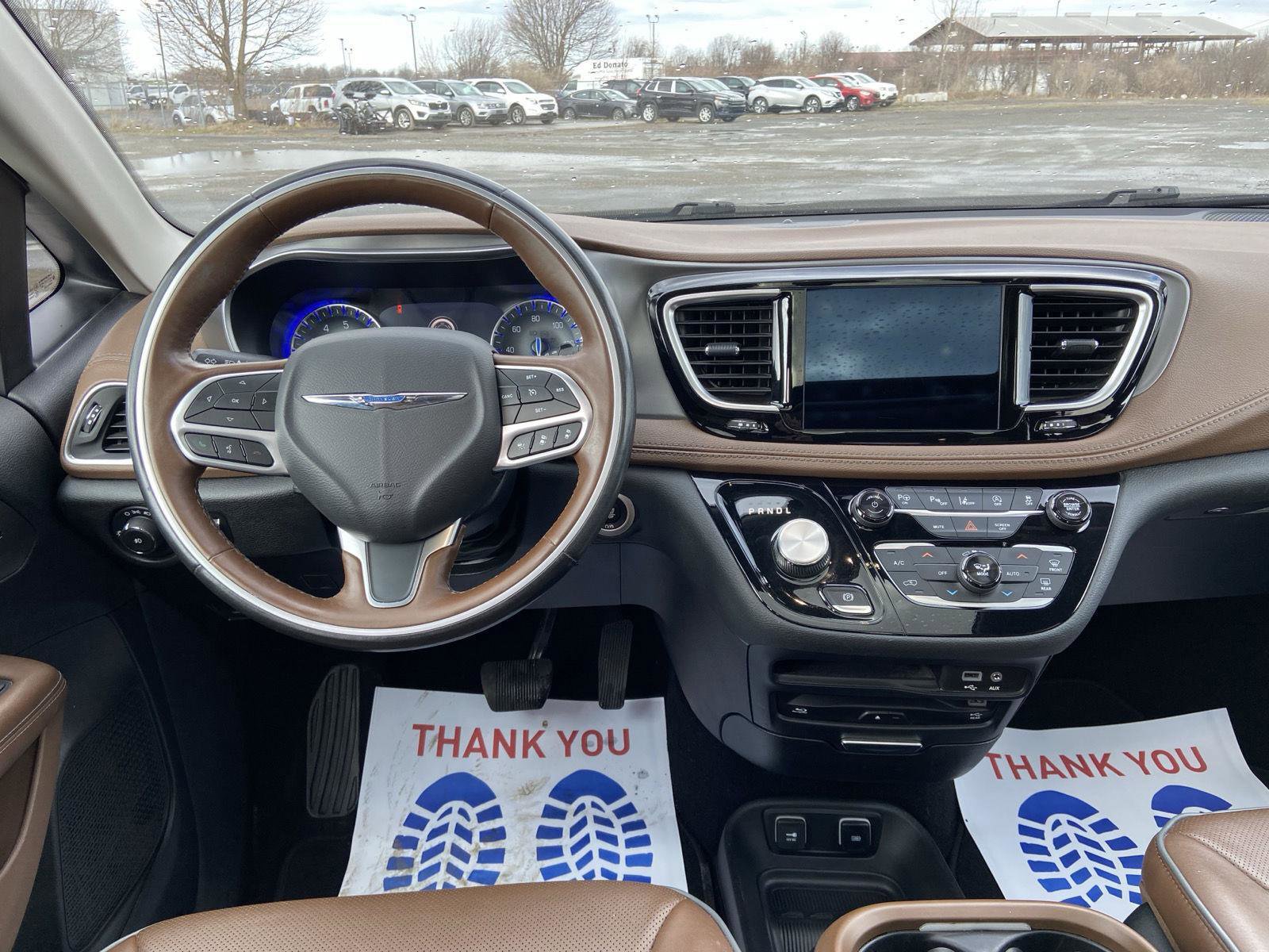 Used 2019 Chrysler Pacifica Limited w/ Advanced Safetytec Group image 38