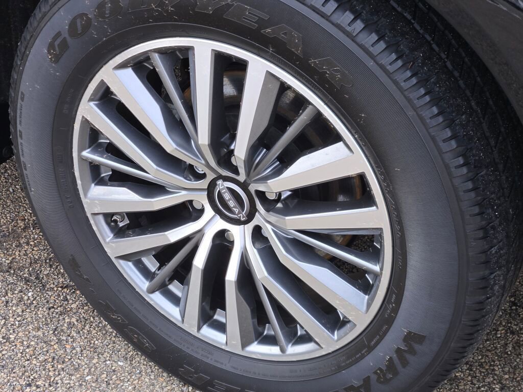 Used 2021 Nissan Armada SV w/ SV Appearance Package image 16