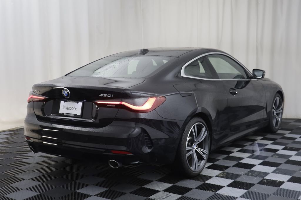 Used 2024 BMW 430i xDrive Coupe w/ Premium Package image 15