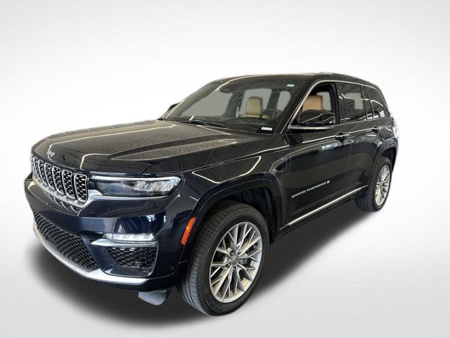 Used 2022 Jeep Grand Cherokee Summit AWD/4WD image 6