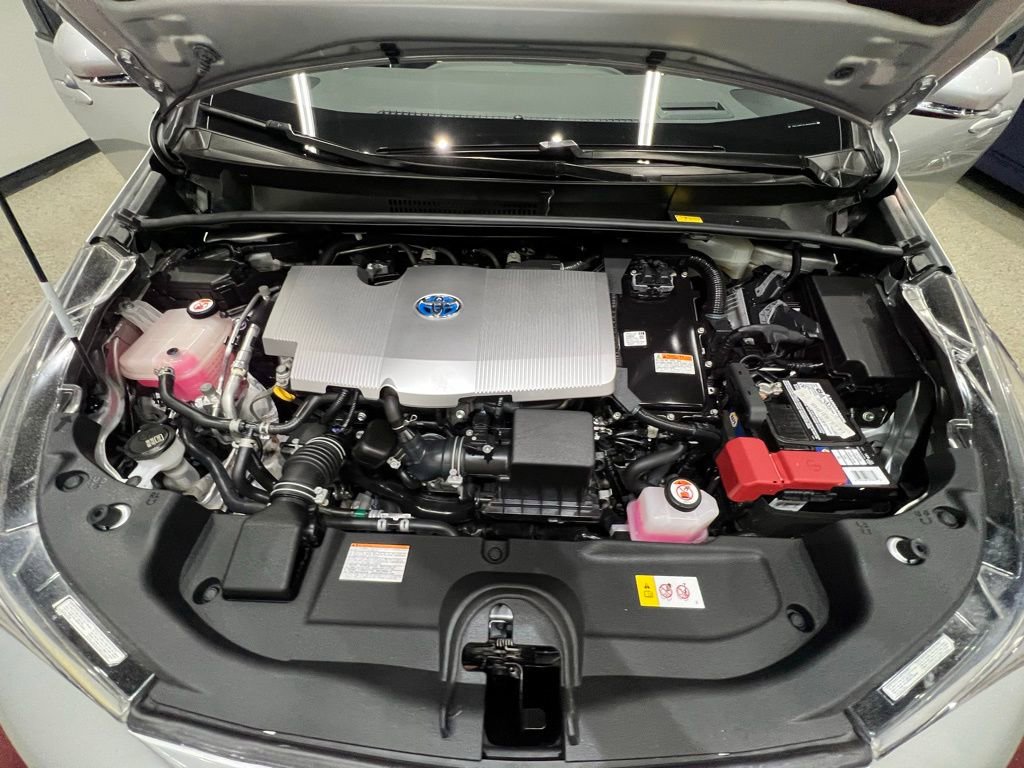 Used 2017 Toyota Prius Four w/ Advanced Technology Package image 57