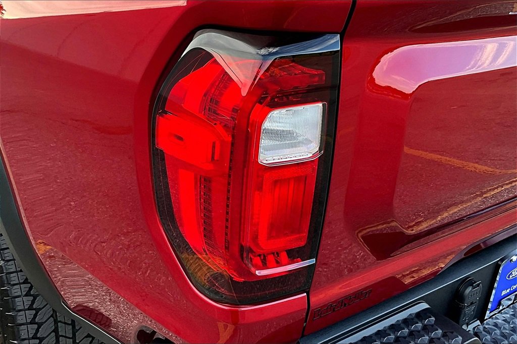 Used 2024 GMC Canyon AT4 w/ LPO, Skid Plate Package image 31