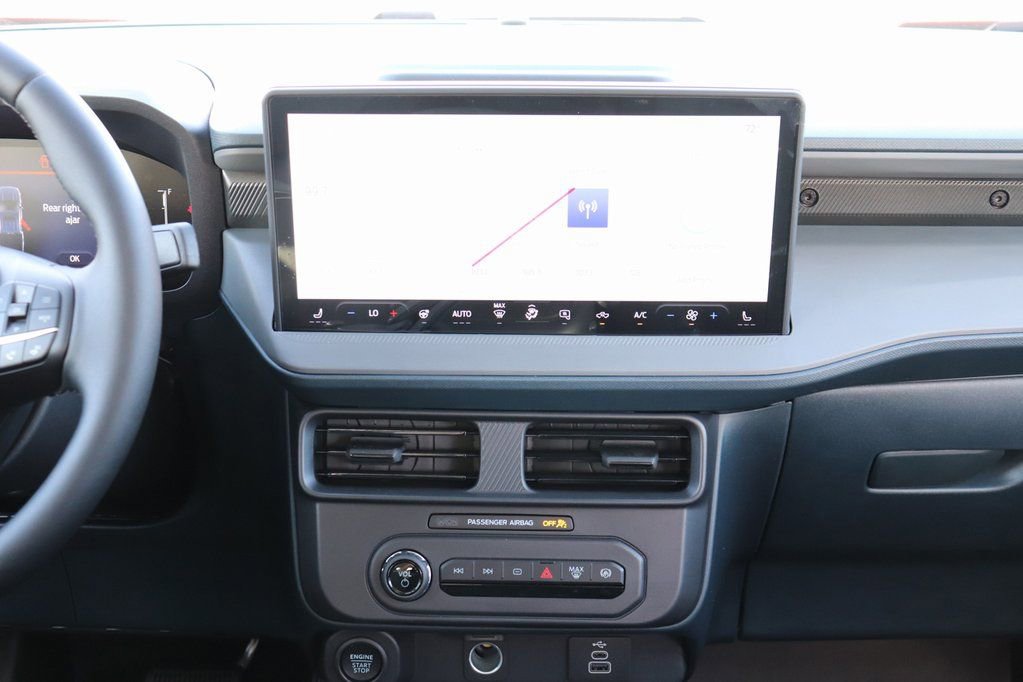 New 2025 Ford Maverick XLT w/ XLT Luxury Package image 15