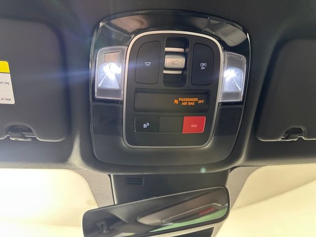 Certified 2025 Hyundai Tucson Limited image 24