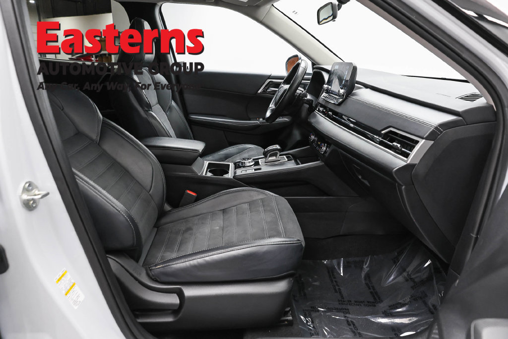 Used 2024 Mitsubishi Outlander SE AWD/4WD image 25