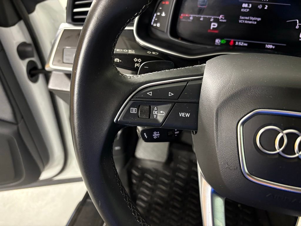 Used 2023 Audi Q8 Premium AWD/4WD image 21