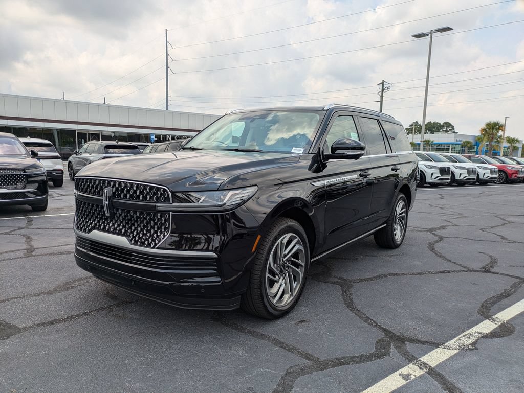 New 2027 Lincoln Navigator Reserve AWD/4WD image 8