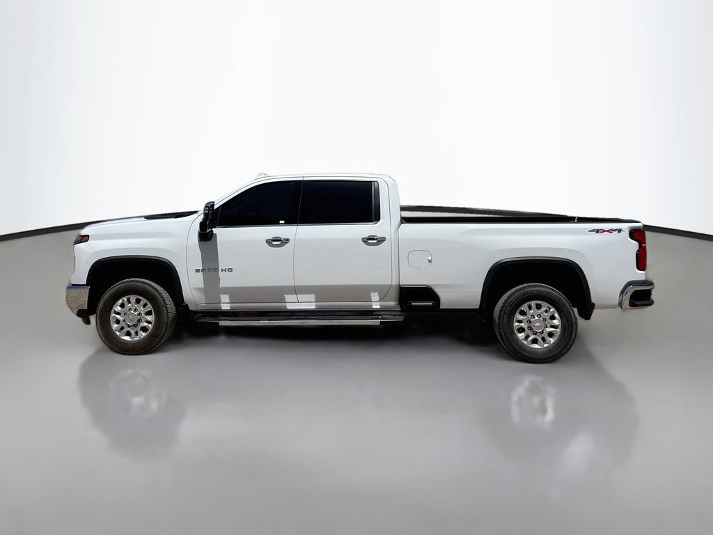 Used 2024 Chevrolet Silverado 2500 LTZ w/ LTZ Premium Package AWD/4WD image 4