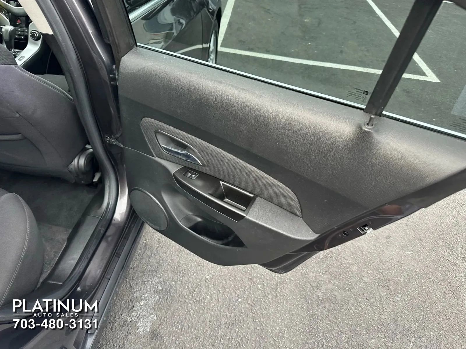 Used 2014 Chevrolet Cruze LT image 16