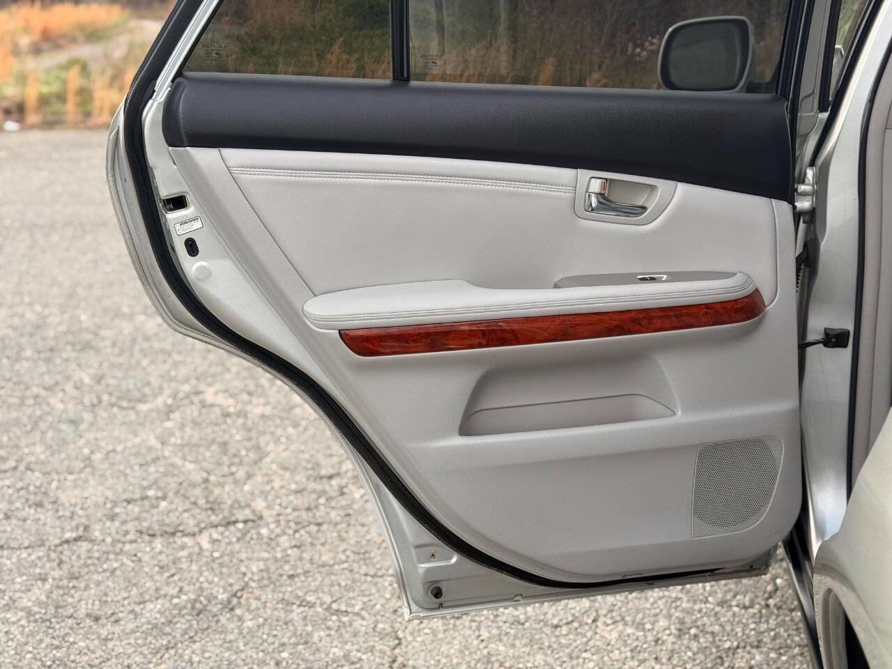 Used 2005 Lexus RX 330 AWD image 27