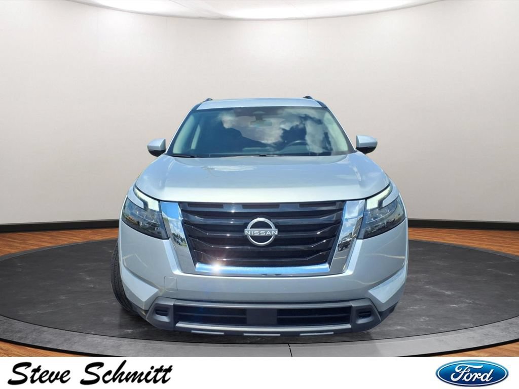 Used 2024 Nissan Pathfinder SV FWD image 28